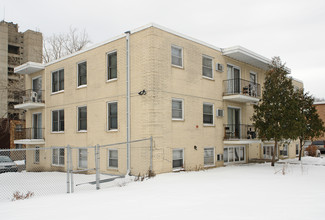 690 Como Ave in St. Paul, MN - Building Photo - Building Photo