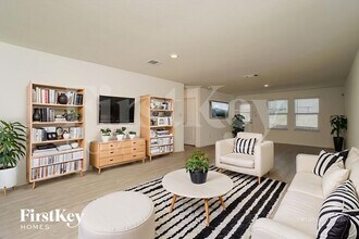 5163 Fowler Crst in Converse, TX - Building Photo - Building Photo