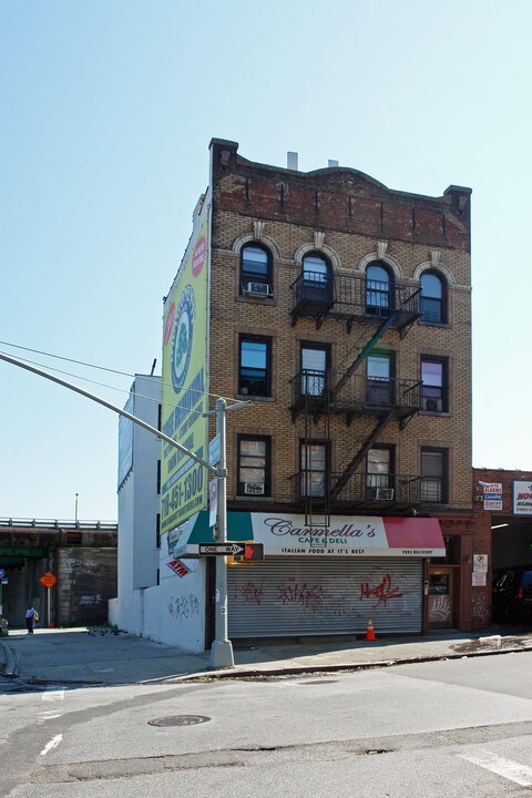 133 17th St in Brooklyn, NY - Building Photo