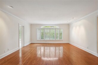 3638 Peachtree St NE-Unit -404 in Atlanta, GA - Building Photo - Building Photo