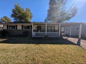 630 Gerald Ave in Florissant, MO - Building Photo