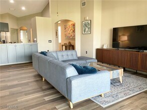 3060 Horizon Ln in Naples, FL - Building Photo - Building Photo