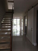 10951 N Lakeview Dr in Pembroke Pines, FL - Building Photo - Building Photo