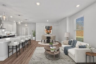 Hawthorne at Holbrook in Candler, NC - Foto de edificio - Building Photo