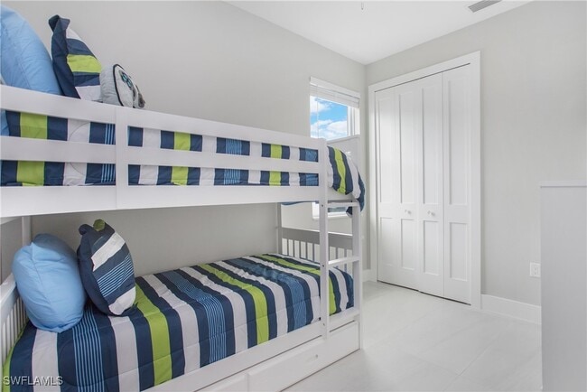 property at 26961 N Riverside Dr