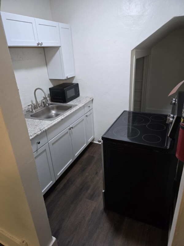 102 E Market St in Blairsville, PA - Building Photo - Building Photo