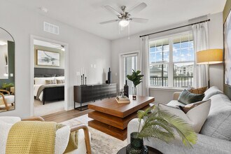 Integra Isles in Leesburg, FL - Building Photo - Building Photo