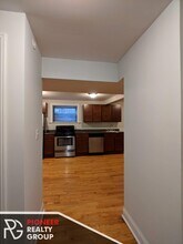 1126 W Oakdale Ave, Unit 1125-GDNN in Chicago, IL - Foto de edificio - Building Photo