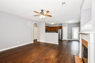 9918 White Poplar Dr in Olive Branch, MS - Foto de edificio - Building Photo