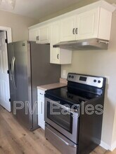 940 Granny White Rd in Clarksville, TN - Building Photo - Building Photo