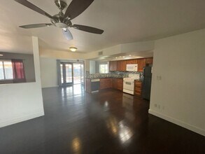 19016 N 13th Dr in Phoenix, AZ - Building Photo - Building Photo