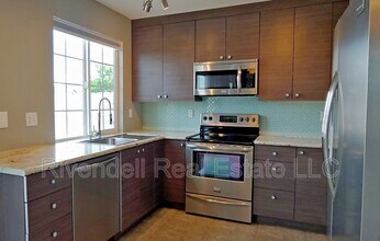 19429 Randolph Pl in Denver, CO - Building Photo - Building Photo
