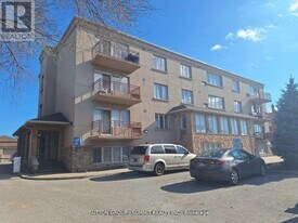 2615 Keele St in Toronto, ON - Building Photo