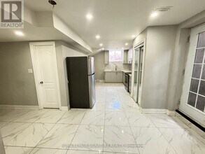 59 Jayfield Rd in Brampton, ON - Building Photo - Building Photo