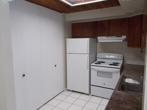 920 E Shady Way, Unit 6 in Arlington Heights, IL - Building Photo - Building Photo