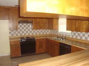 1504 Coach St in Deridder, LA - Building Photo - Building Photo