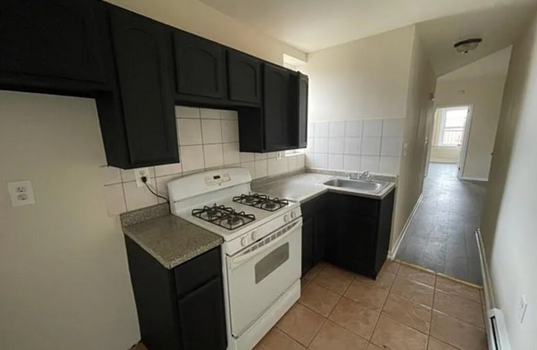 45 Jones St in Newark, NJ - Building Photo