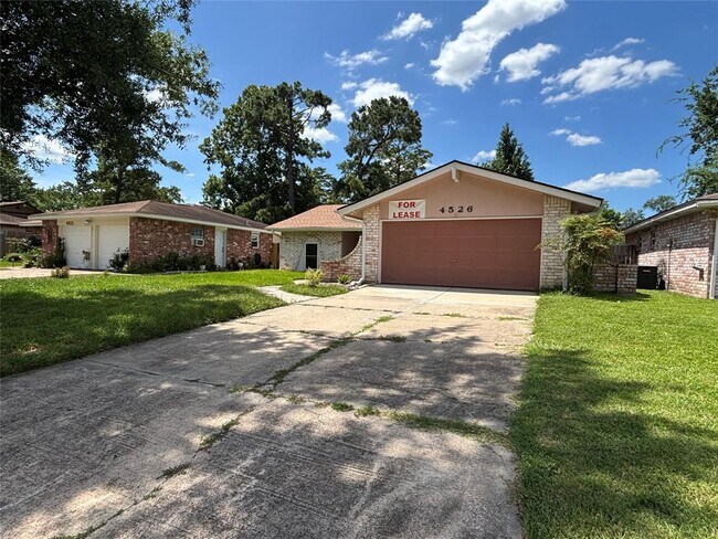 4526 McCleester Dr in Spring, TX - Building Photo - Building Photo