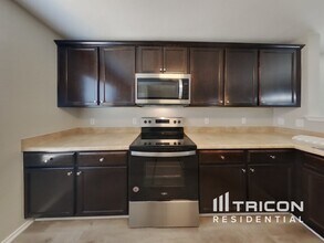 408 Auburn Park in Selma, TX - Building Photo - Building Photo