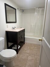 150 Spencer St in Manchester, CT - Building Photo - Building Photo