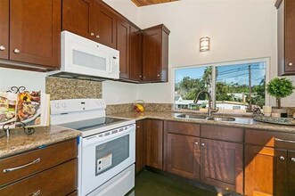 2739 Magnolia Ave-Unit -2 in San Diego, CA - Building Photo - Building Photo