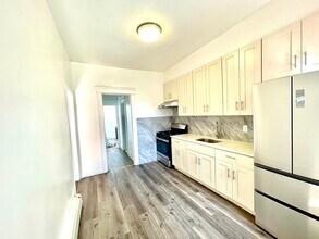 411 66th St in West New York, NJ - Building Photo - Building Photo