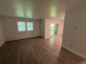25 Baycrest Dr in South Burlington, VT - Building Photo - Building Photo