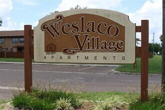 1601 S Bridge Ave in Weslaco, TX - Building Photo - Building Photo