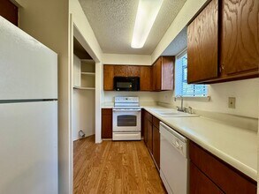 4307 Lakeshore Villa Dr in Waco, TX - Building Photo - Building Photo