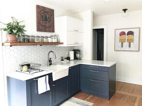 4255 Linden Ave N in Seattle, WA - Building Photo - Building Photo
