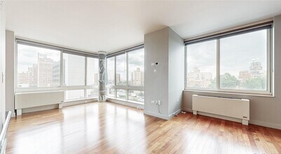 107-24 71st Rd in Queens, NY - Building Photo - Building Photo