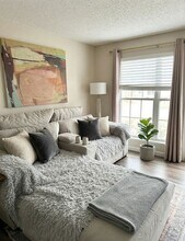 10557 W Dartmouth Ave in Lakewood, CO - Building Photo - Building Photo