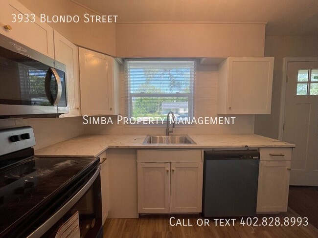3933 Blondo St in Omaha, NE - Building Photo - Building Photo