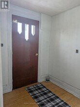 75 Charles St in Oshawa, ON - Building Photo - Building Photo