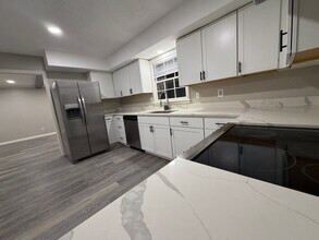 4019 Piedmont Dr SE in Huntsville, AL - Building Photo - Building Photo