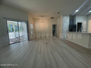 3176 Tower Oaks Dr in Orange Park, FL - Foto de edificio - Building Photo