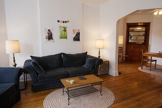 2249 N Sawyer Ave in Chicago, IL - Building Photo - Building Photo