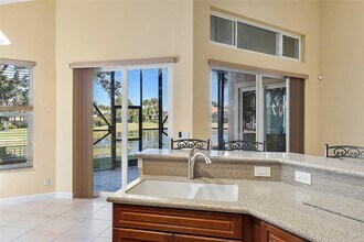 11635 NW 71st Pl in Parkland, FL - Building Photo - Building Photo