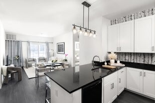 The Park in Roselle, NJ - Building Photo