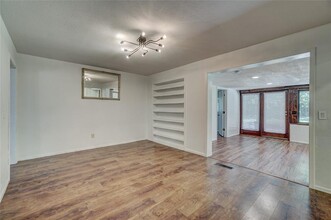 1124 Merrymen Grn in Norman, OK - Building Photo - Building Photo