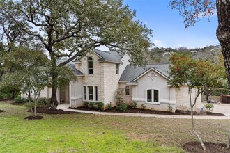 1501 Wild Basin Ledge in Austin, TX - Building Photo - Building Photo