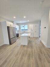 8115 Lois Argue Rd in Edmonton, AB - Building Photo - Building Photo