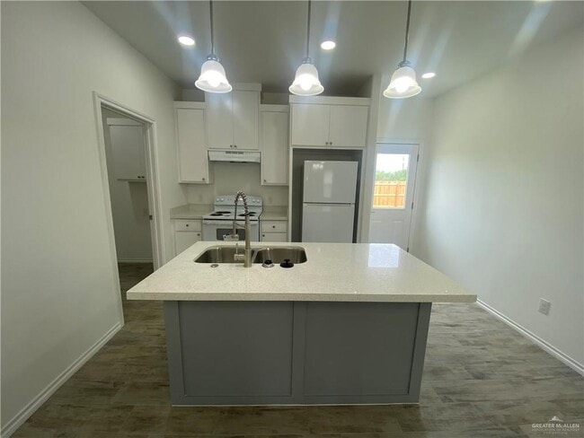 2913 Maria Dr in La Feria, TX - Building Photo - Building Photo