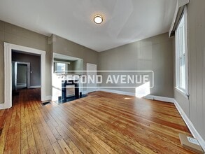1233 Dewey Ave in Cincinnati, OH - Building Photo - Building Photo