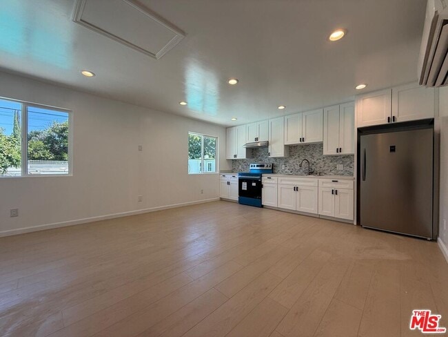 property at 9004 Gothic Ave