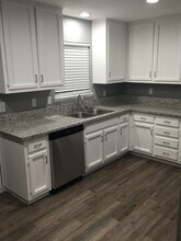 238 S Sunset St in Ridgecrest, CA - Building Photo - Building Photo