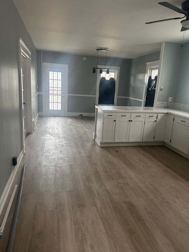 property at 15637 Halliday Ave