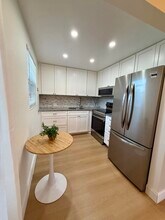 402 Brighton J in Boca Raton, FL - Building Photo - Building Photo