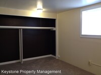 1418 W Summit Ave photo'