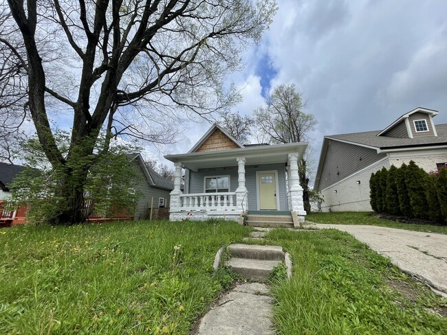 property at 1138 W 30th St